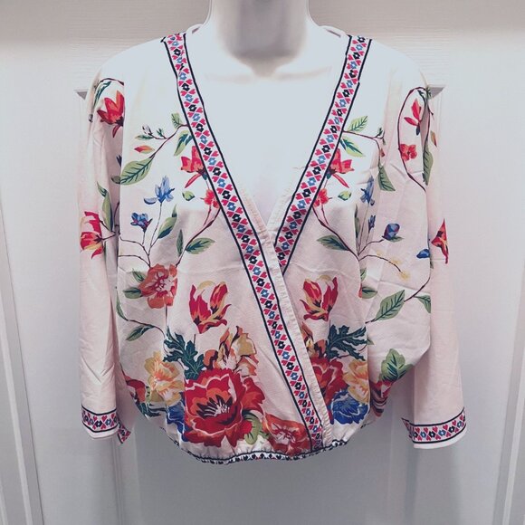 SHEIN Women's Cropped Elastic Flowy Floral Cross Over Front Size Med-Multi Col - Picture 2 of 16